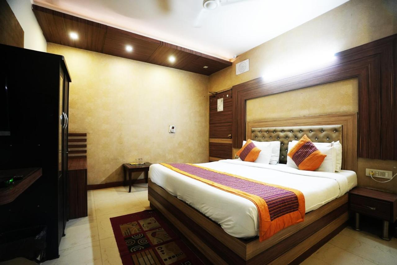 Hotel Classic Új-Delhi Kültér fotó