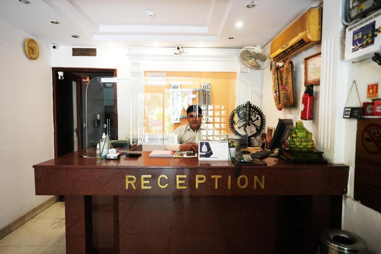 Hotel Classic Új-Delhi Kültér fotó